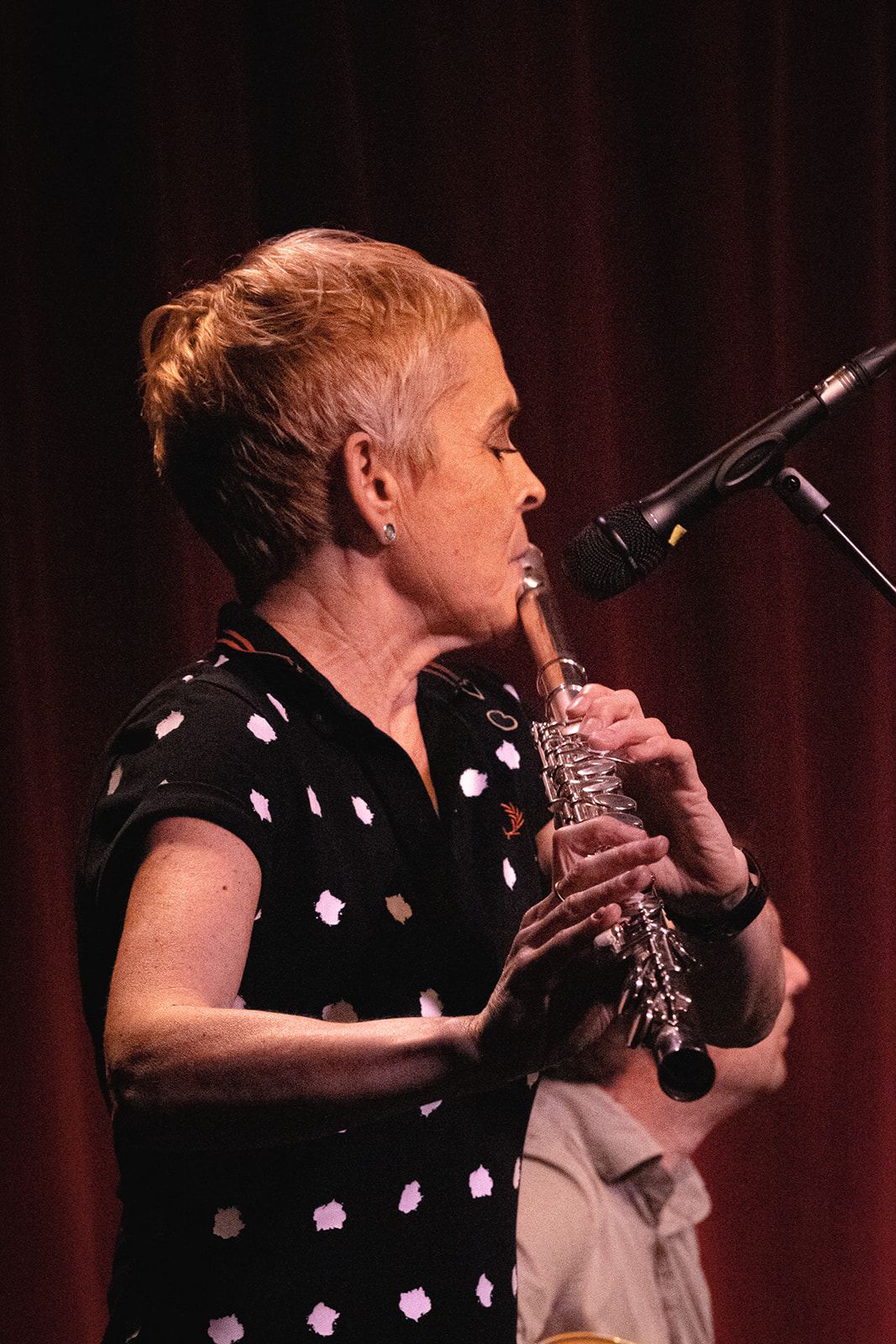 Close on the flute