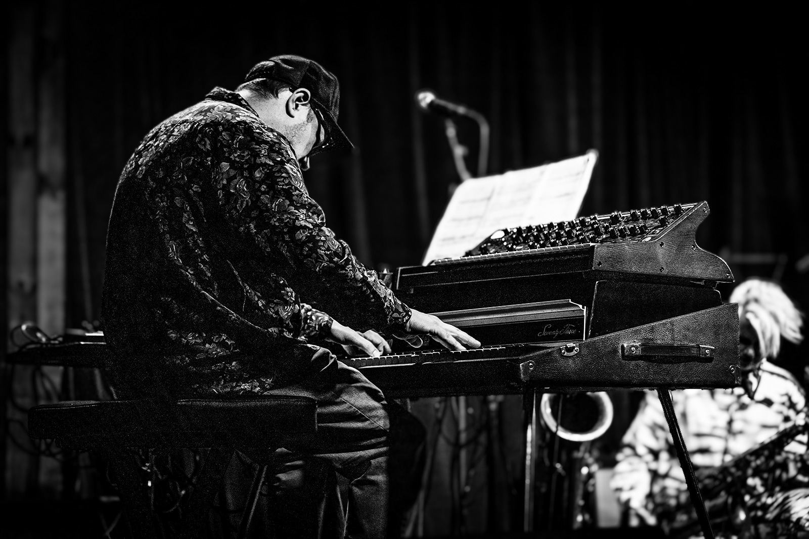 Black and white: Tuomo Prättälä at the keyboards